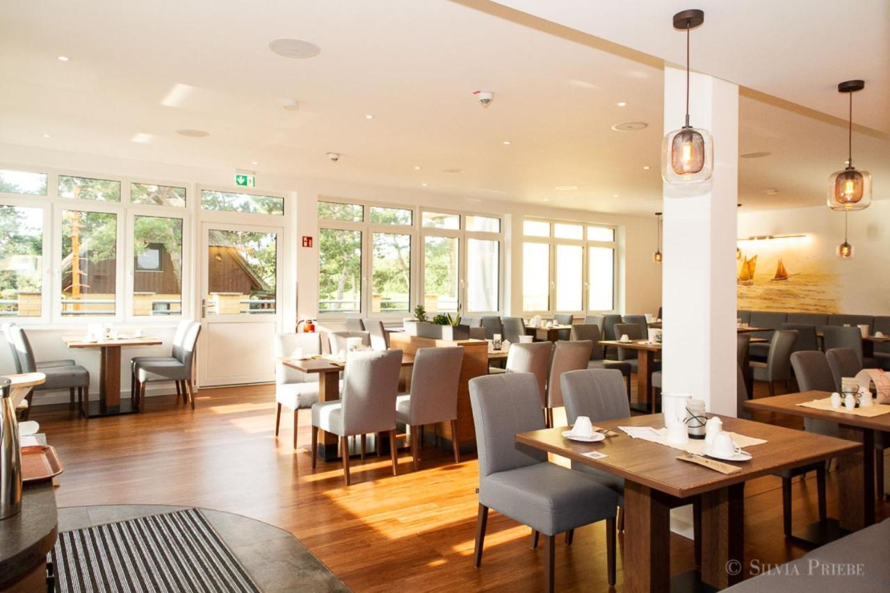 Ostseehotel Wustrow Wustrow  Eksteriør billede