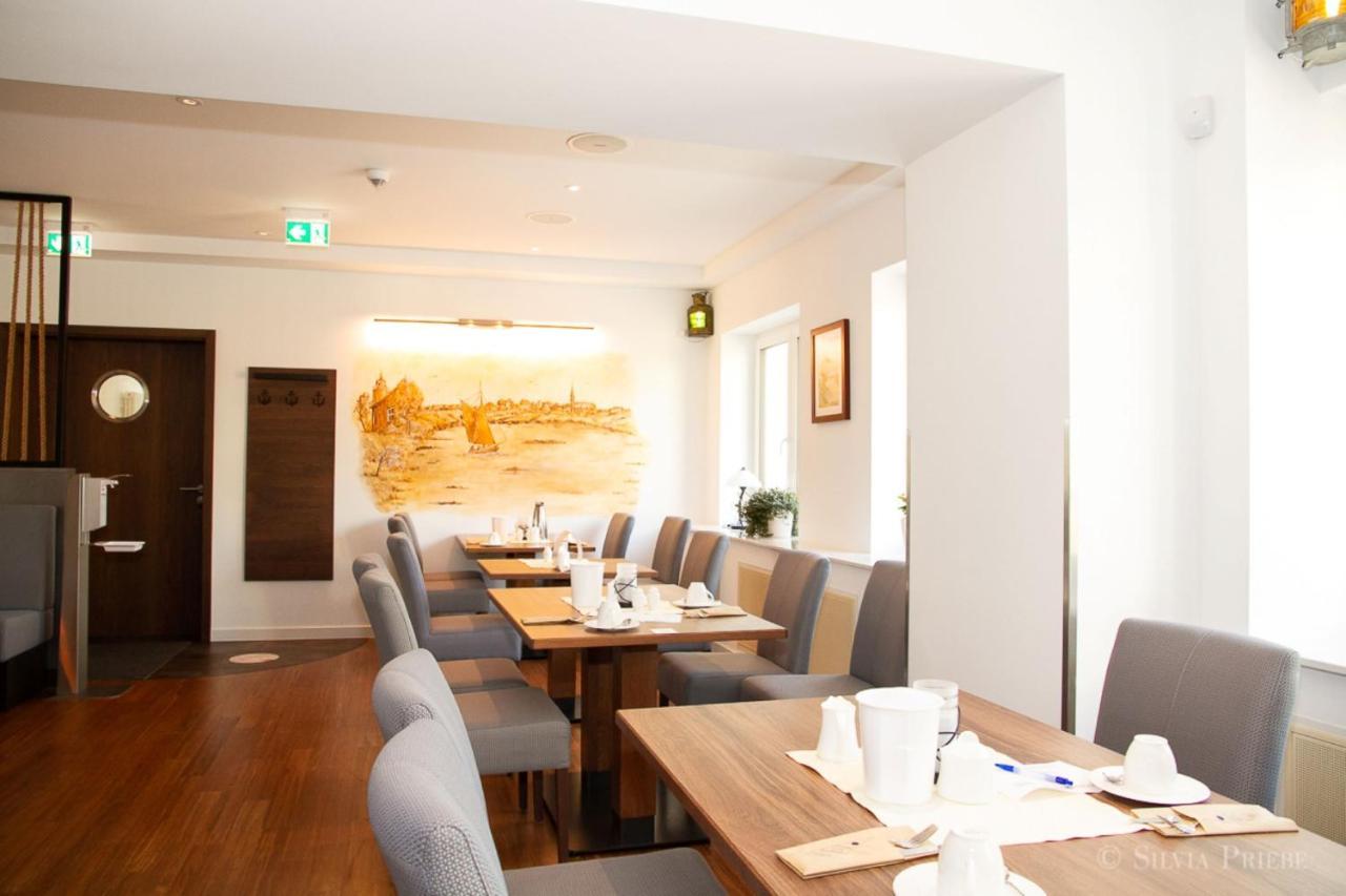 Ostseehotel Wustrow Wustrow  Eksteriør billede